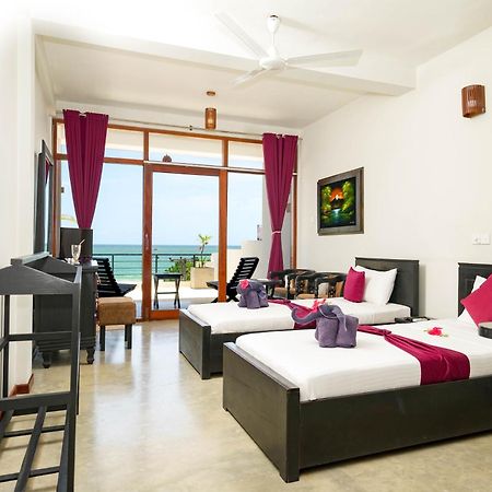 Hotel Silan Mo Mirissa Kültér fotó